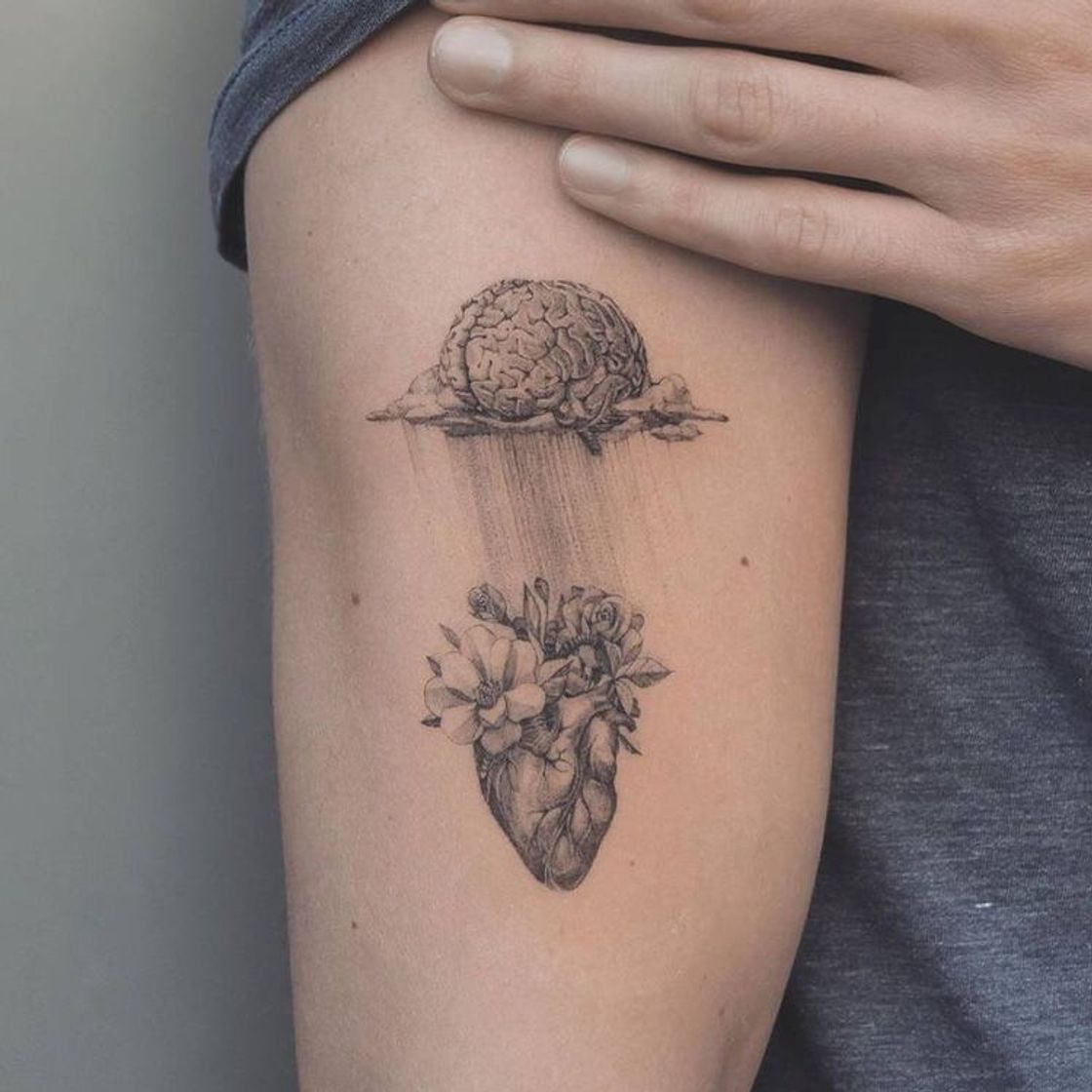 Moda Tatuaje Brian and heart 🧠❤️