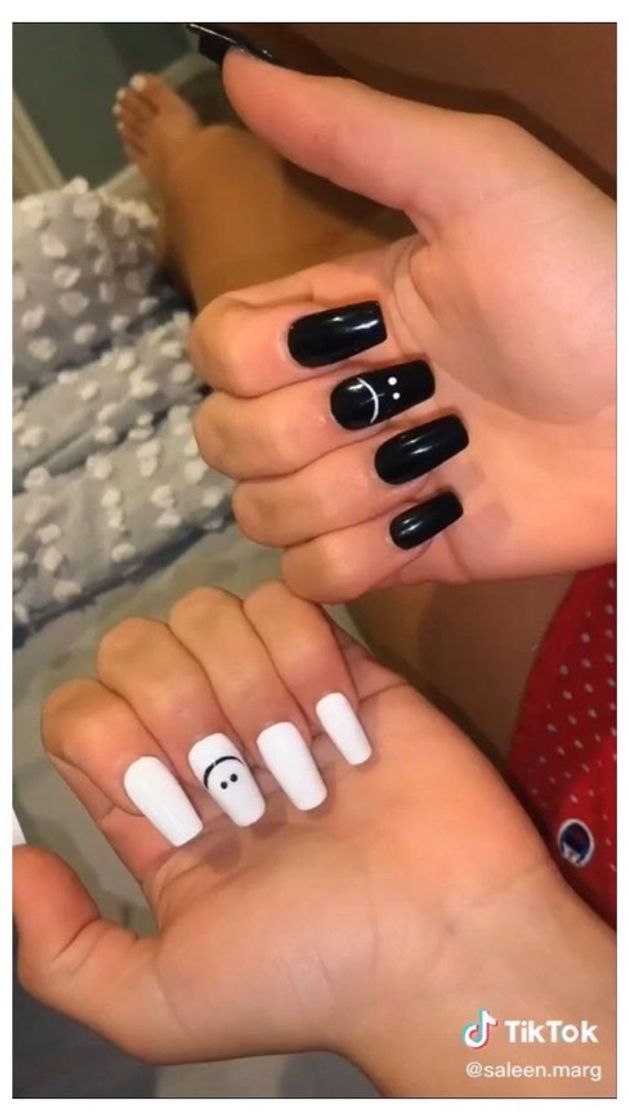 Social :) 🖤🤍
