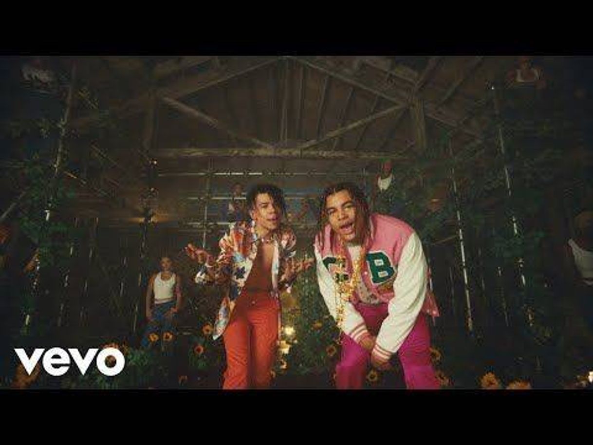 Canción 24kGoldn - Mood (Official Video) ft. iann dior - YouTube