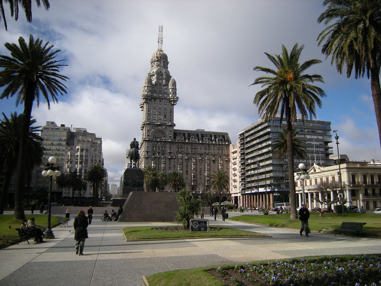 Place Montevideo