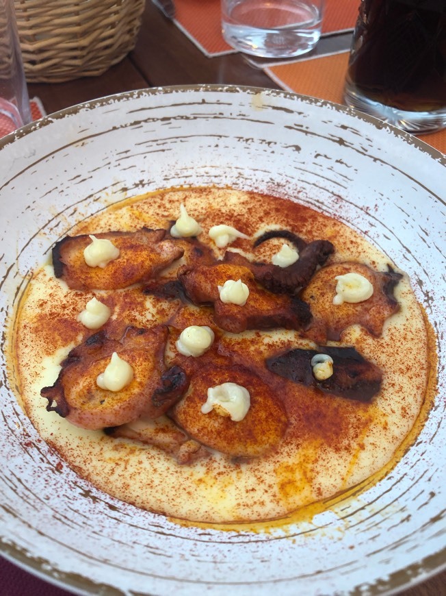 Restaurants La Escalera de Serrano