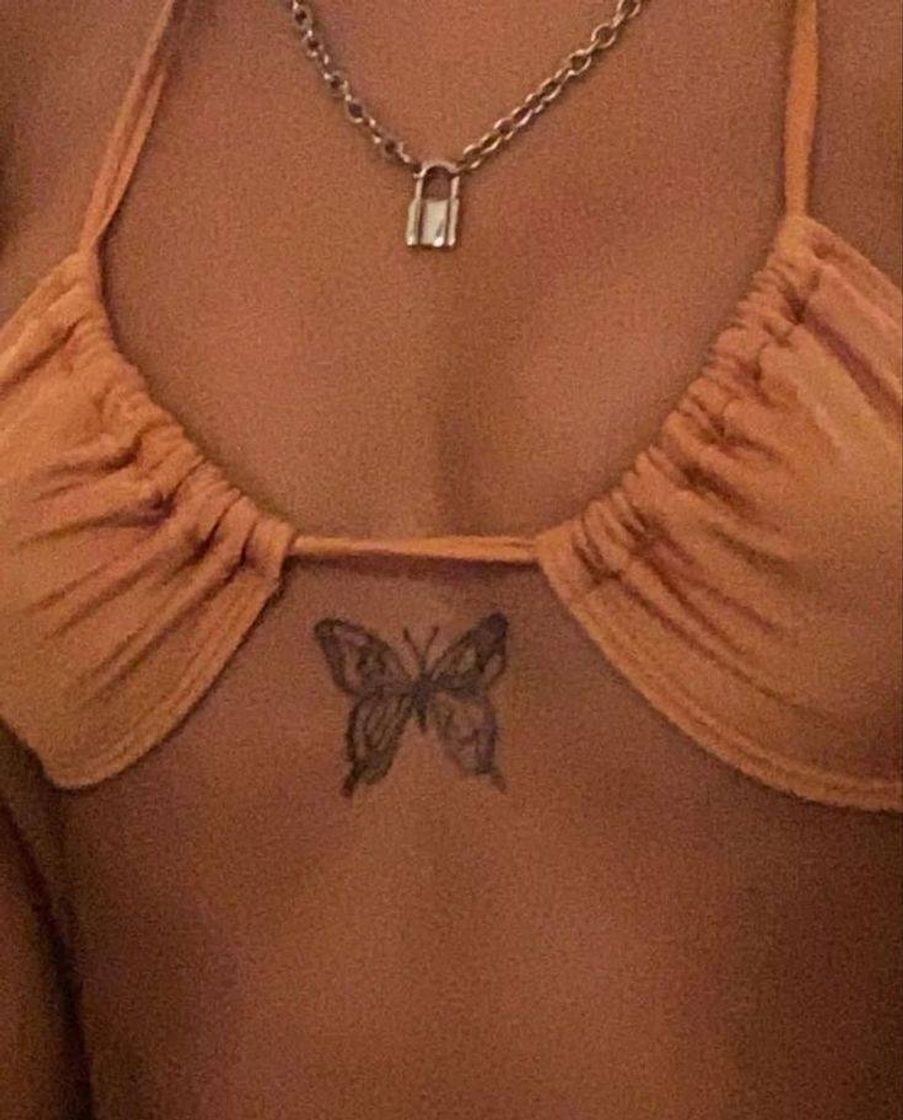 Moda tatuagem de borboleta