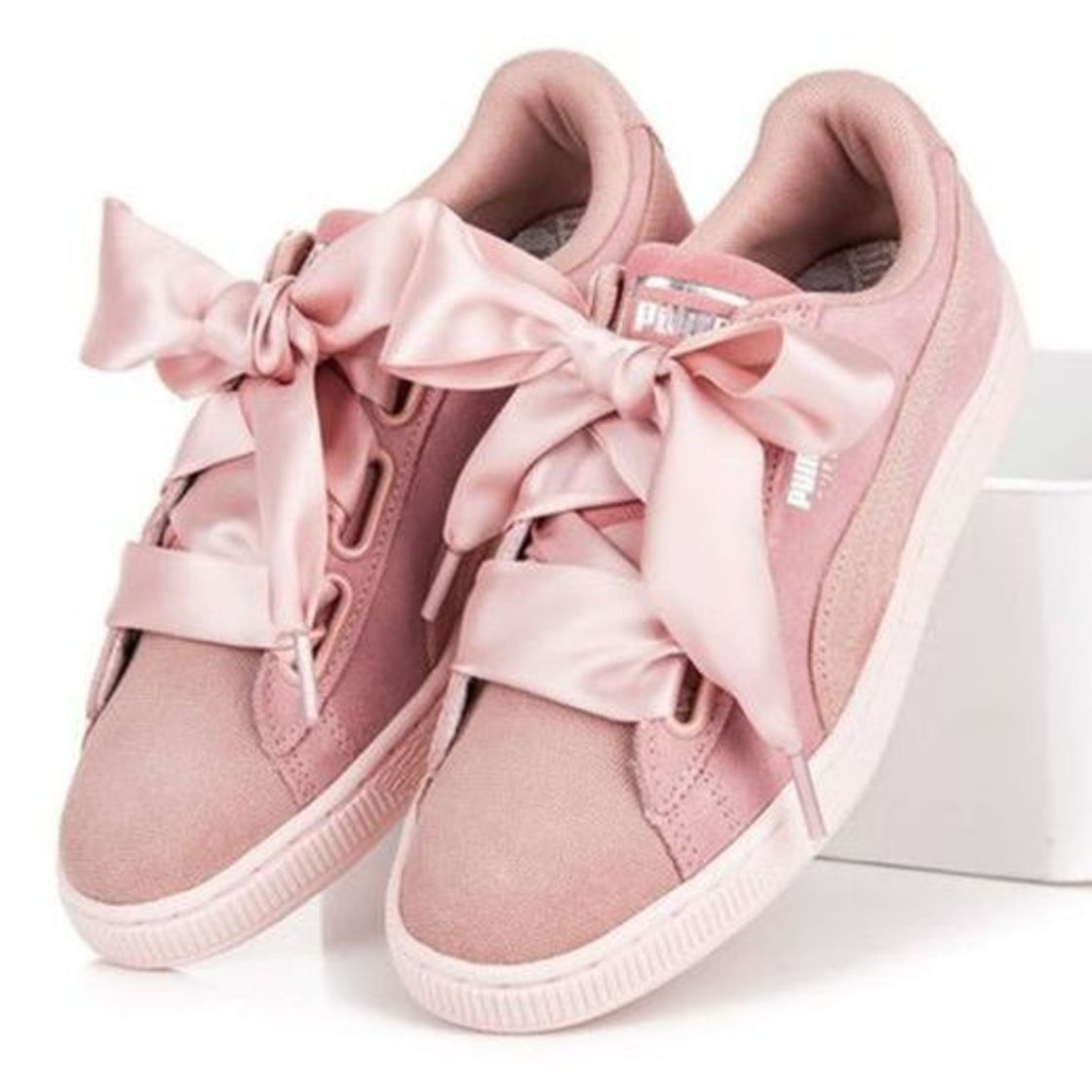 Social Tenis Puma Suede Heart Pebble