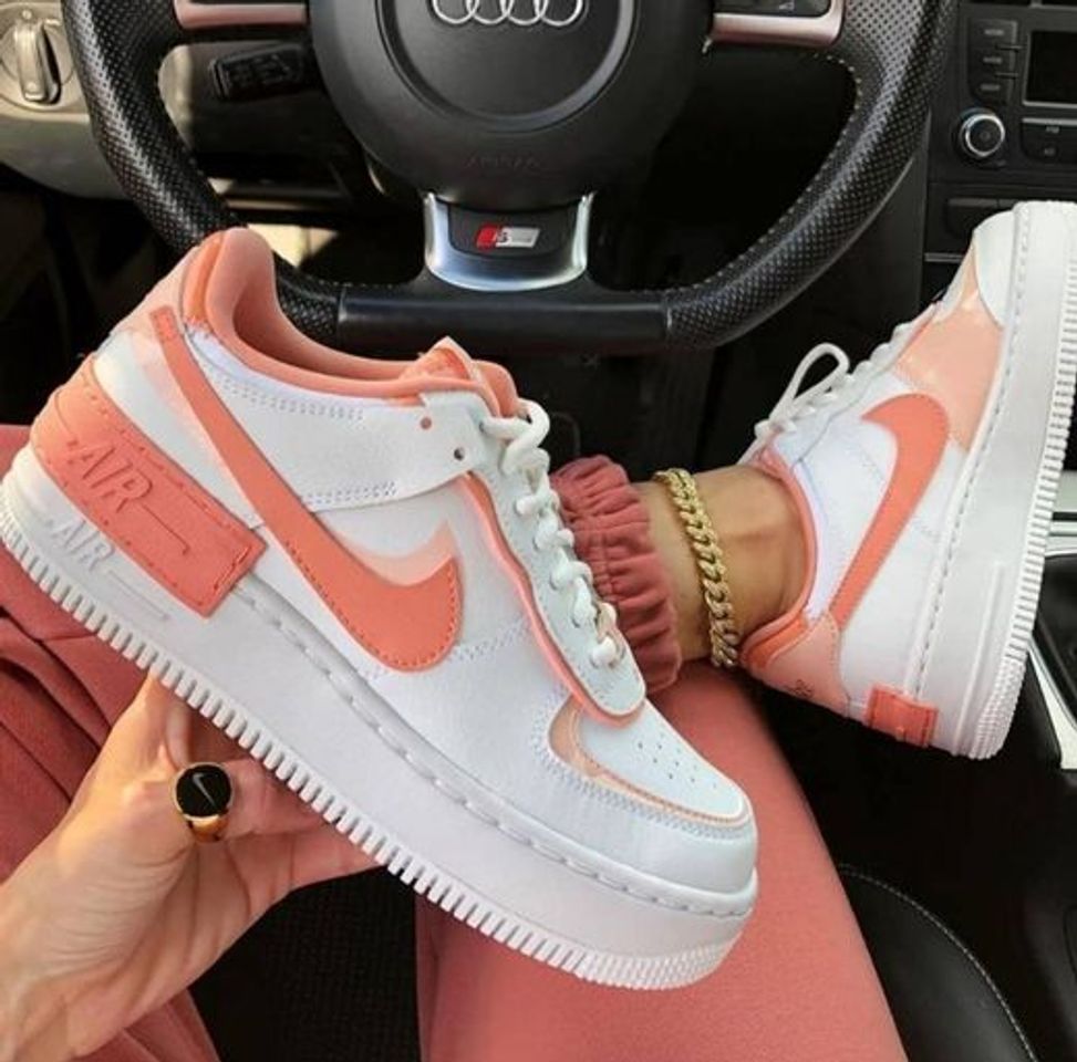 Social Nike Women's Air Force 1 Shadow White