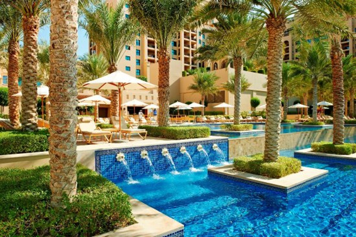 Lugar Hotel Fairmont The Palm