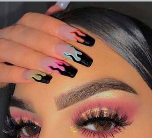 Beautiful nails 💞💅🏻