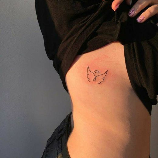 Tattoo de assas de anjo 