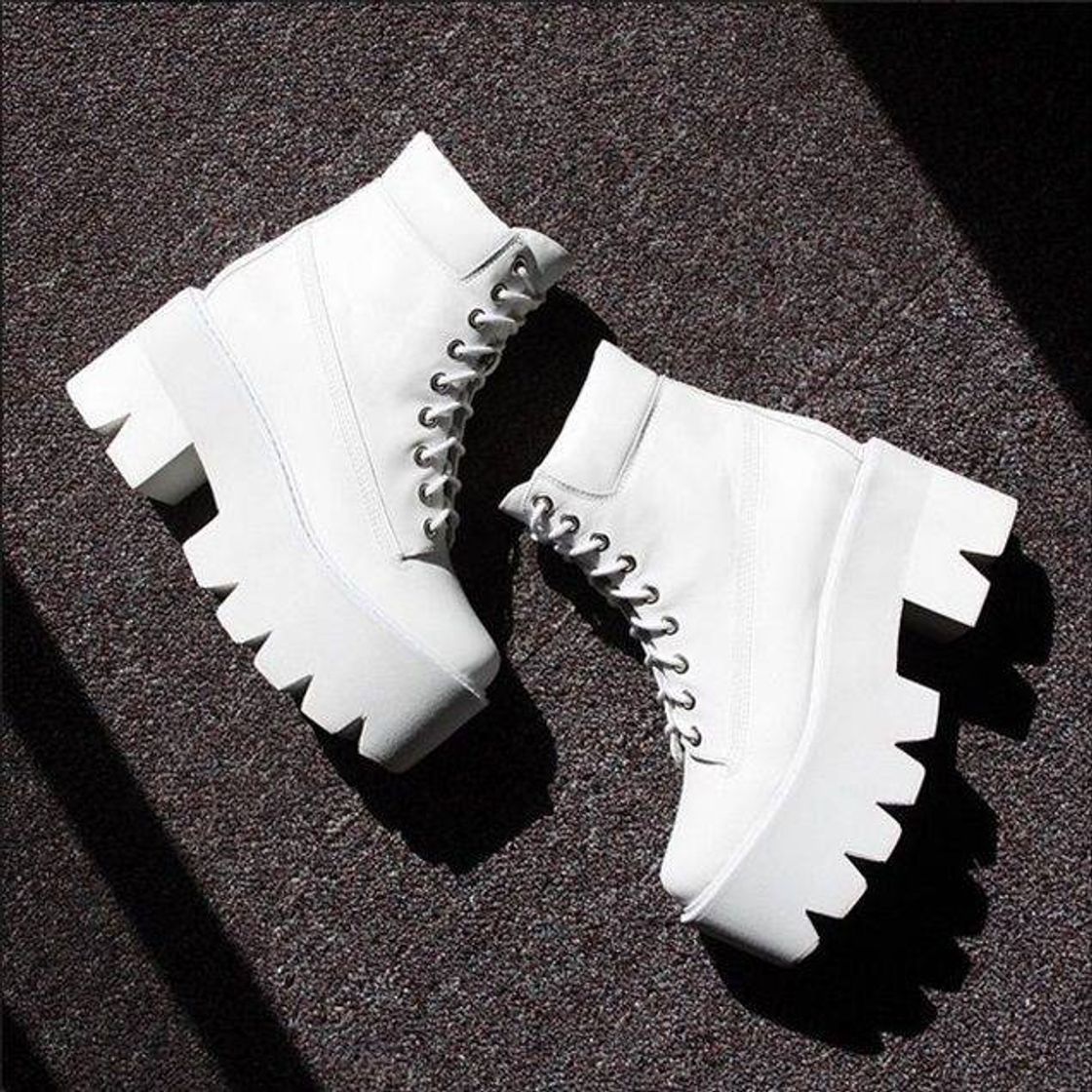 Moda ¡ White Boots !