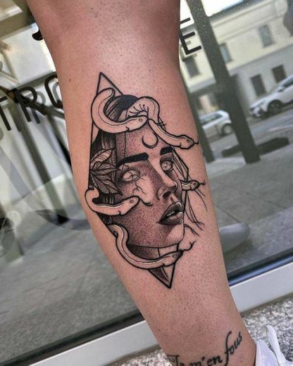 tatuagem 🔛