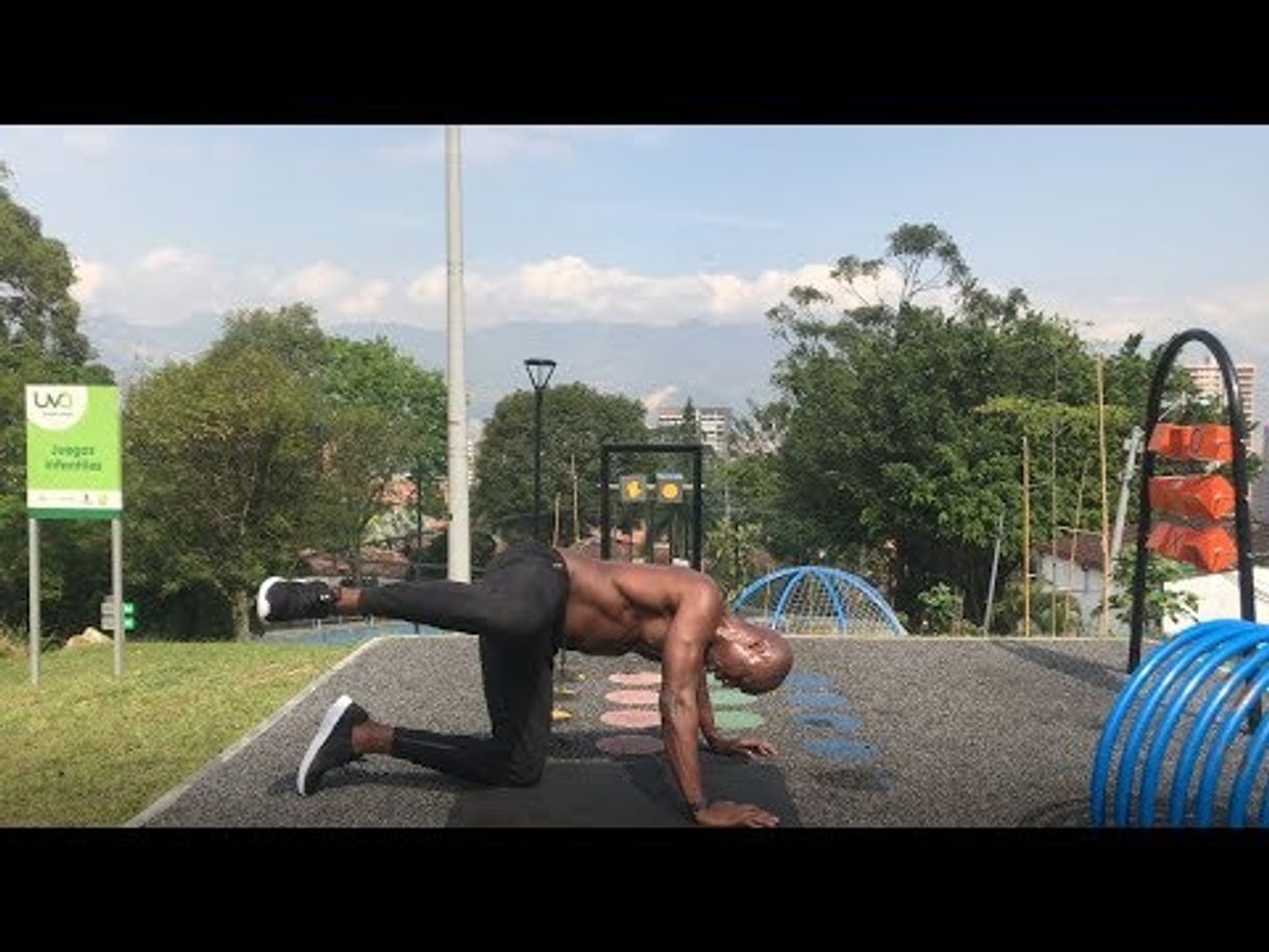 Social RUTINA PARA AGRANDAR LOS GLUTEOS+CARDIO - YouTube