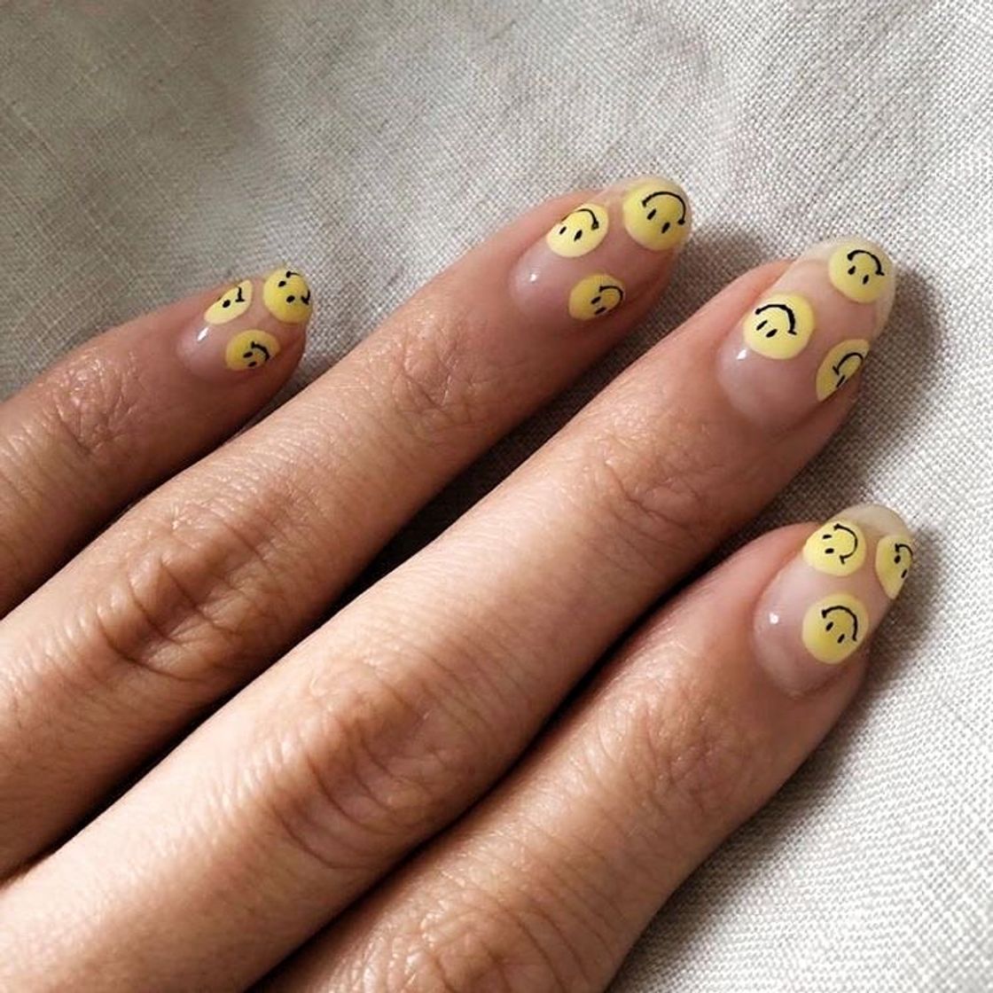 Moda diseño de uñas 