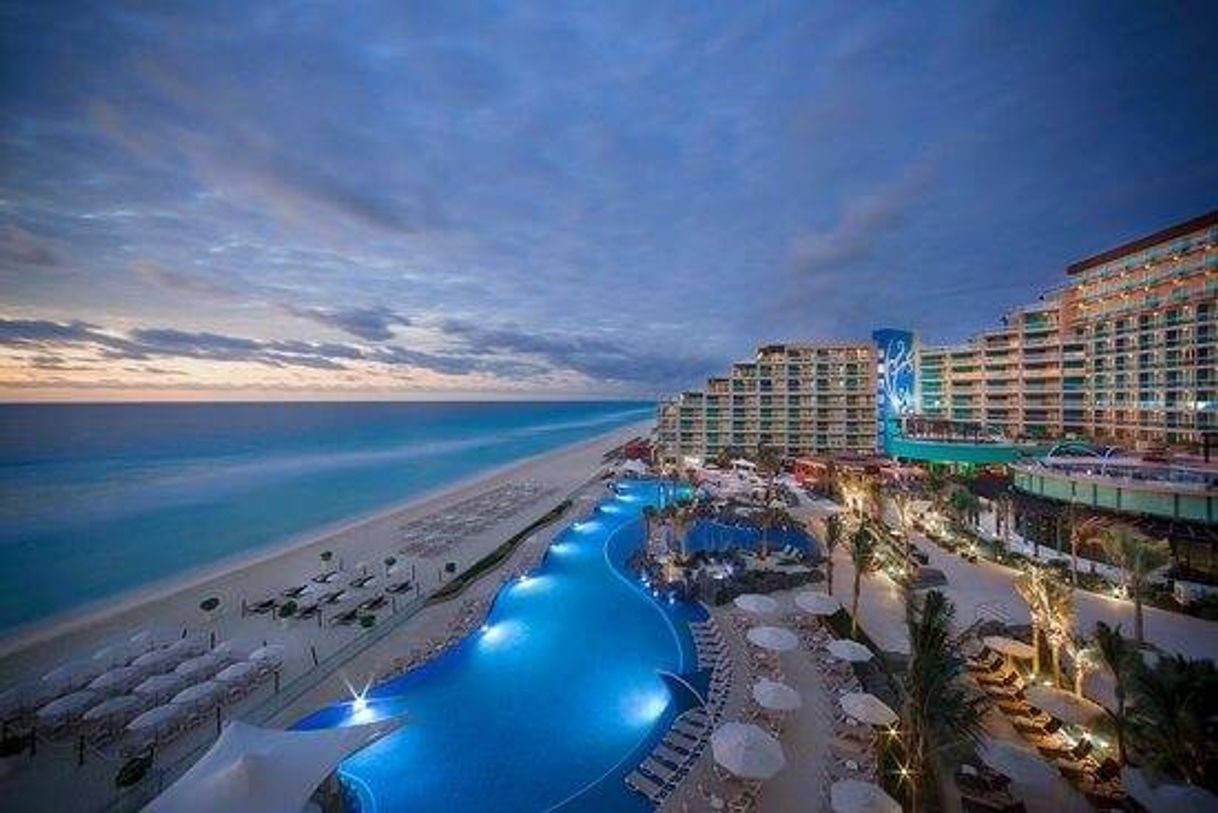 Lugar Hard Rock Hotel Cancun