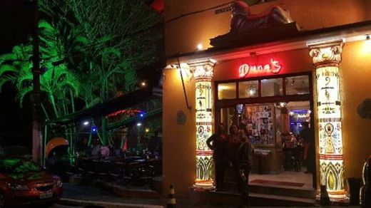 Duna's Bar