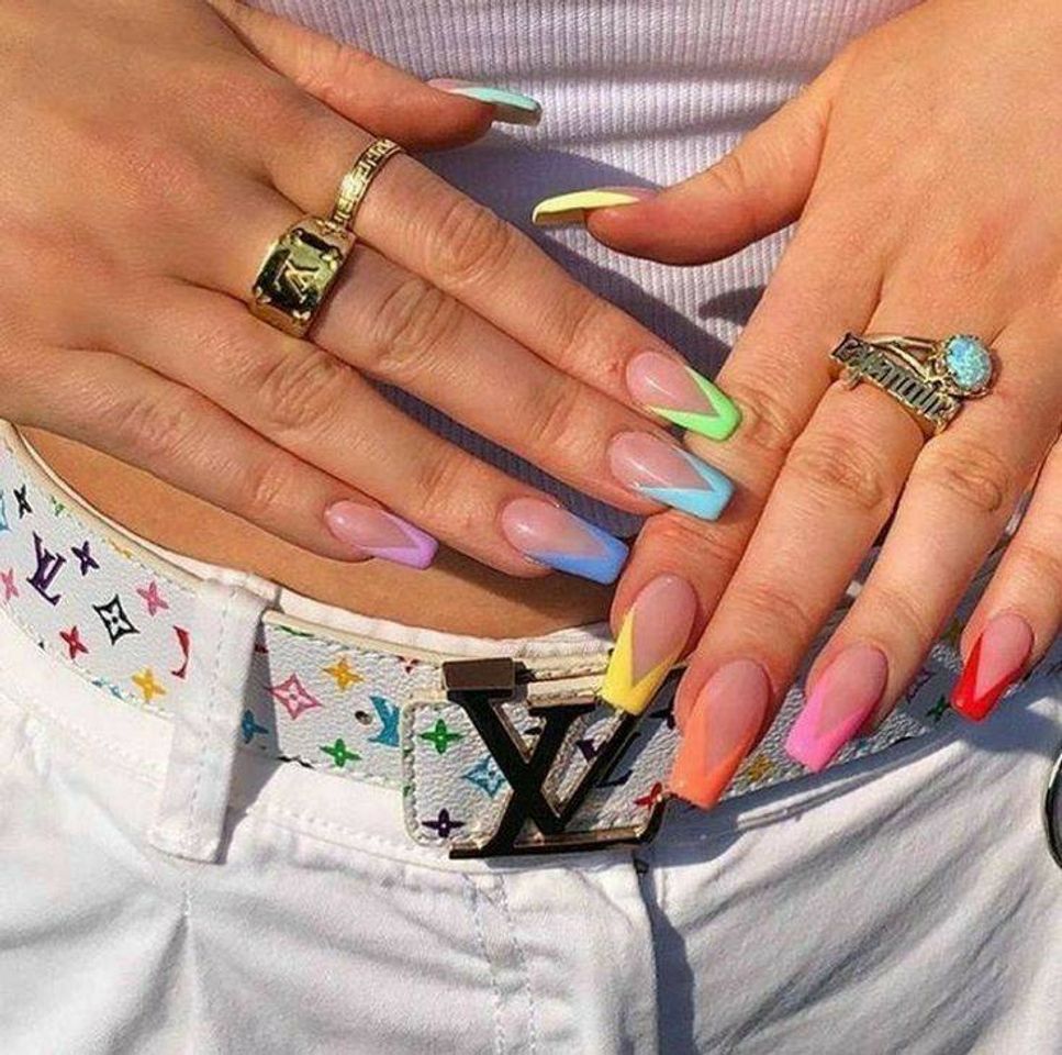 Moda Unhas coloridas