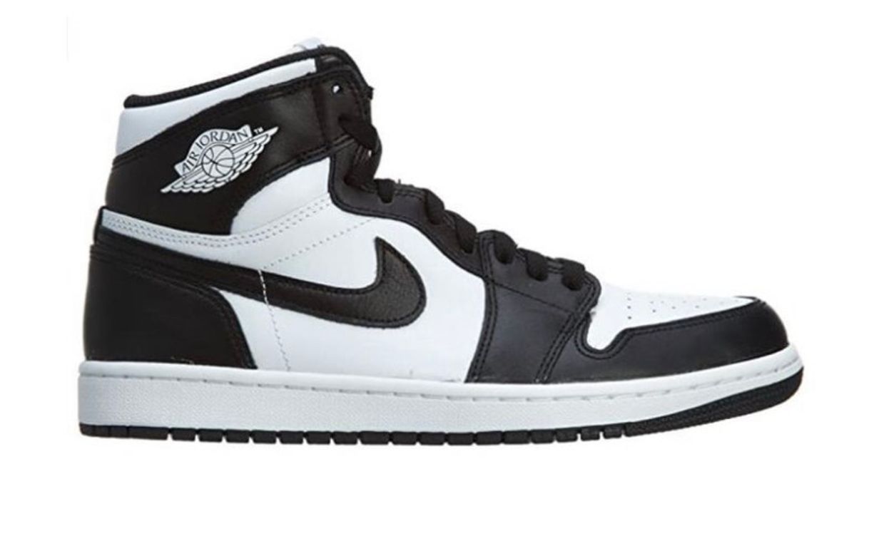 Social NIKE AIR JORDAN 1 BLANCAS Y NEGRAS