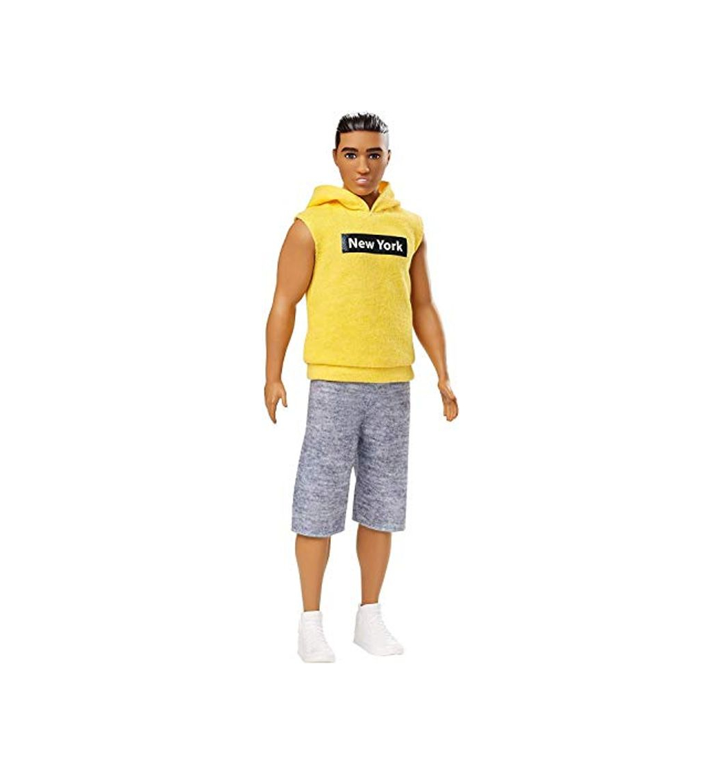 Barbie Fashionista - Muñeco Ken latino con Jersey New York, multicolor