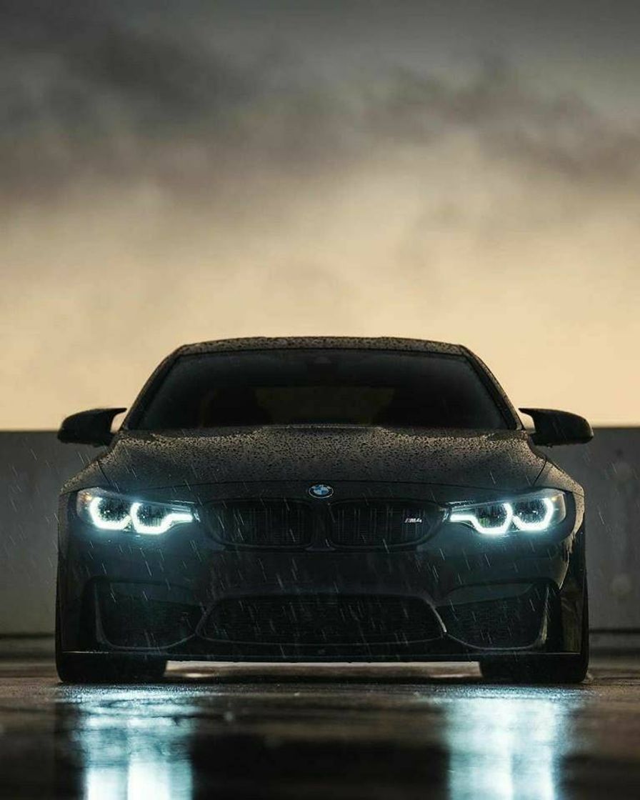 Social BMW M4
