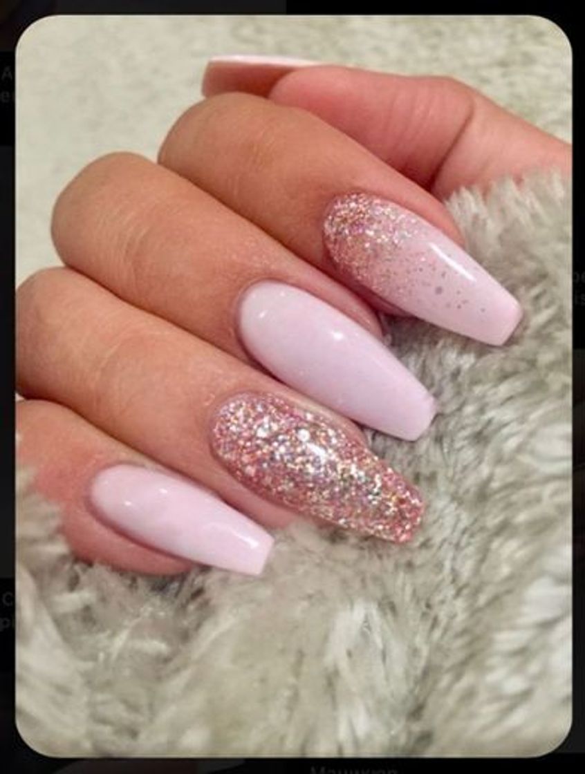 Moda Nails 