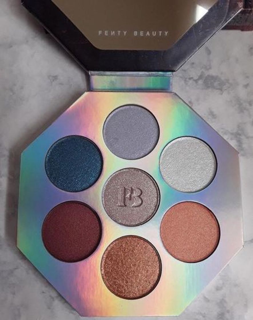 Social FENTY BEAUTY DE RIHANNA Killawatt