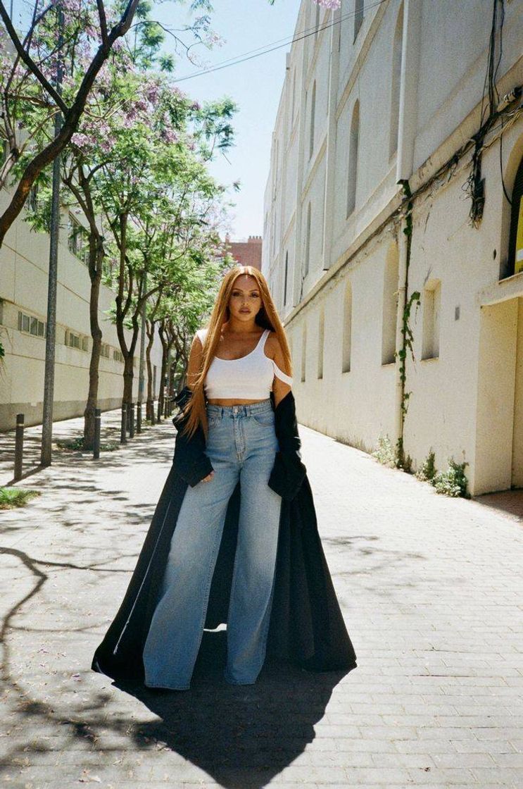 Moda Jesy Nelson - Noisey ✨