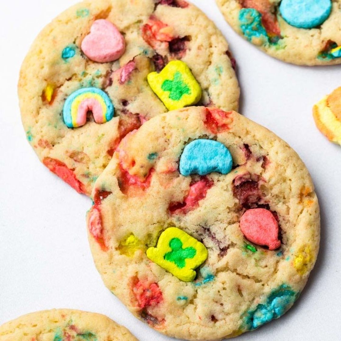 Moda Lucky Charms Cookies + Ice Cream Sandwiches - Simply Whisked