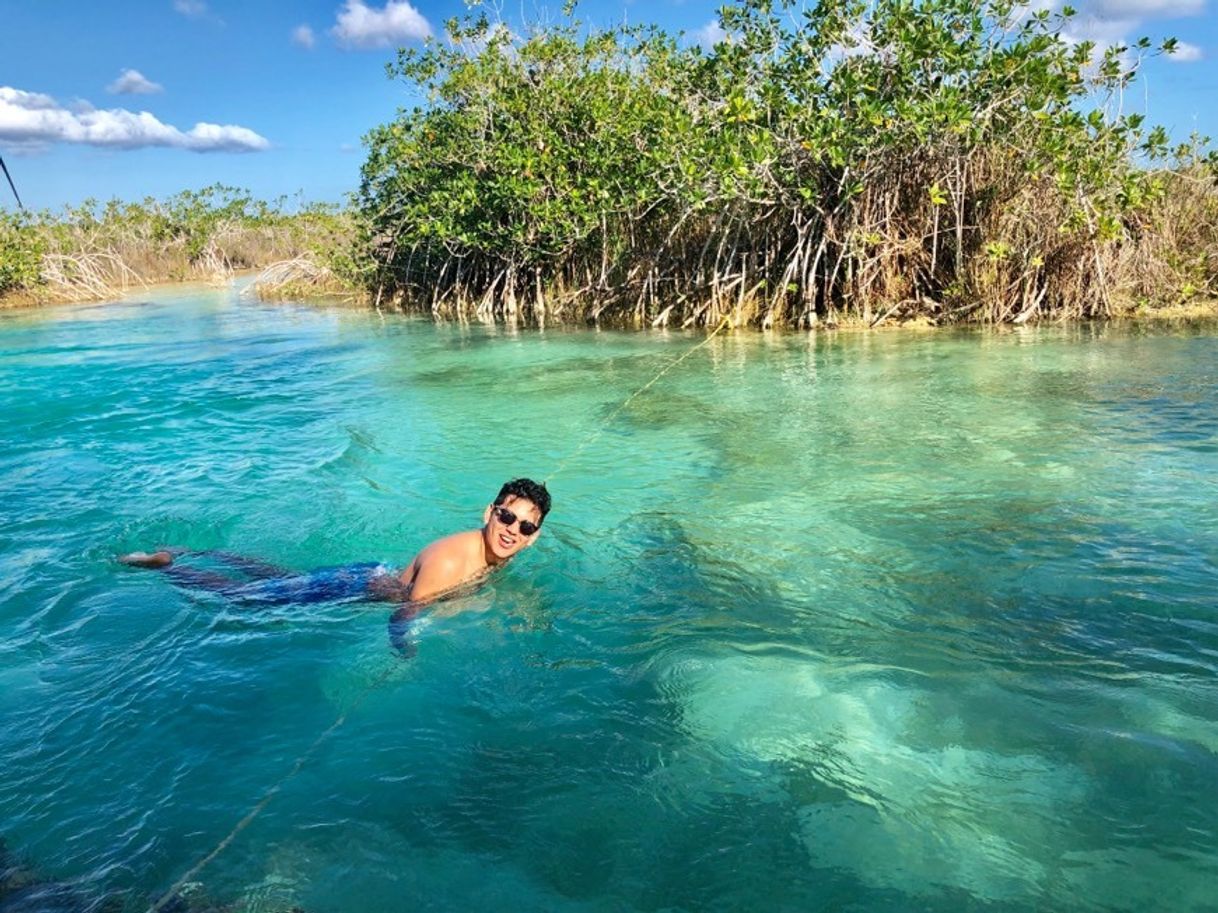 Place Los Rapidos laguna de Bacalar