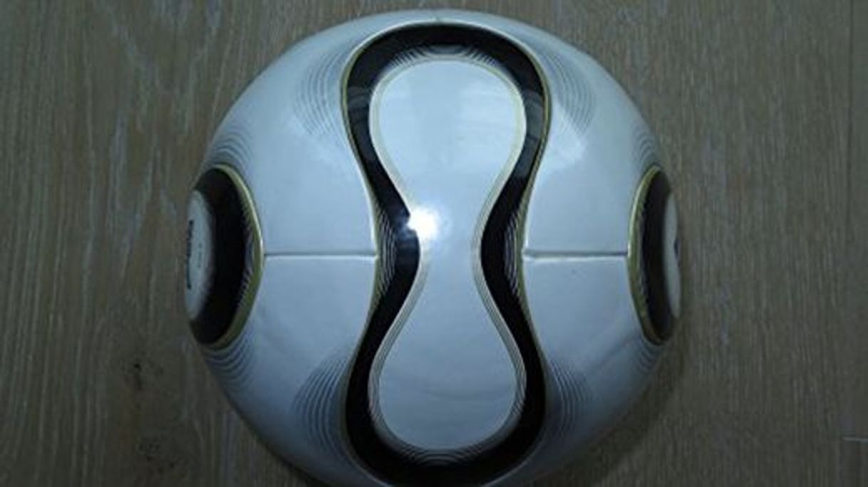 Social adidas – Balón la copa mundial de fútbol de Alemania 2006