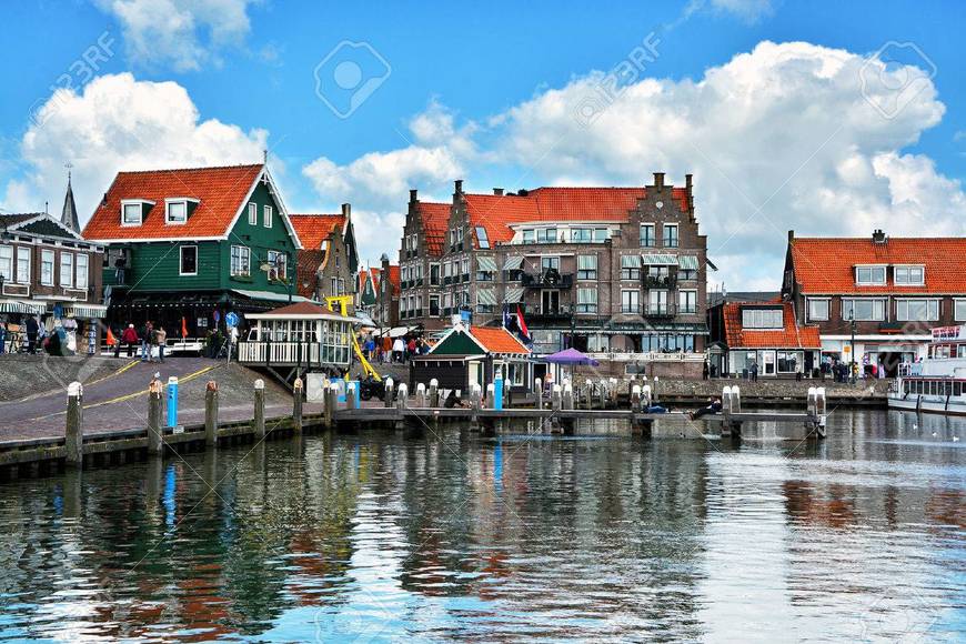 Place Volendam