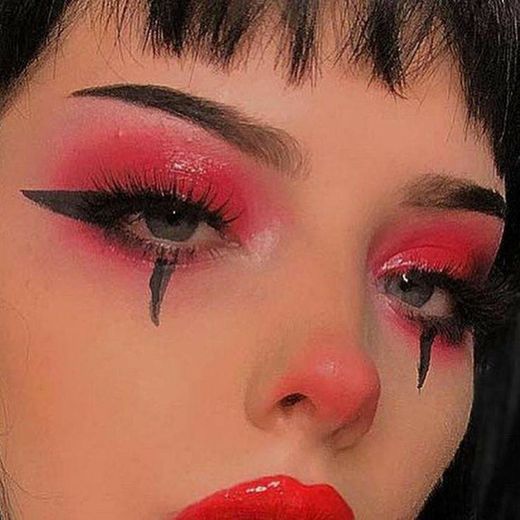 red makeup♥️