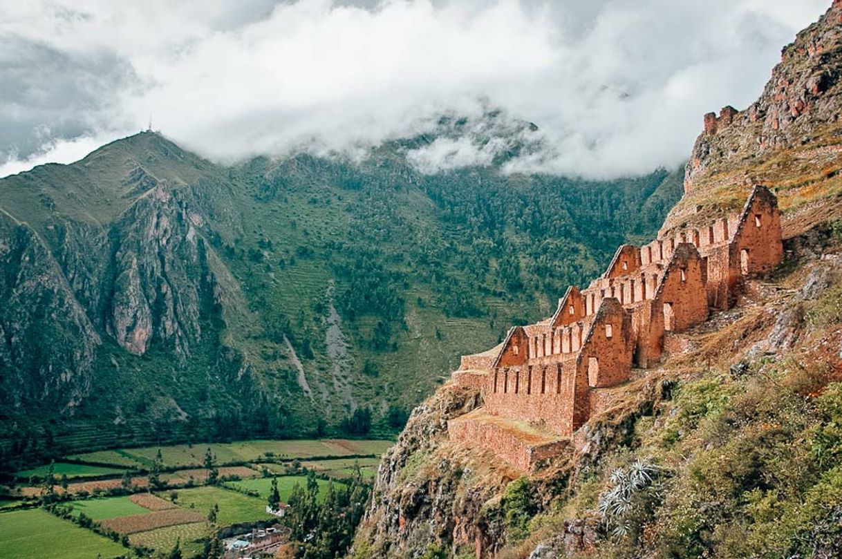 Place Ollantaytambo