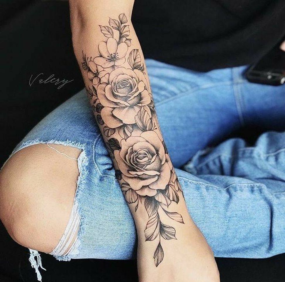 Fashion Tatuagem no braço 