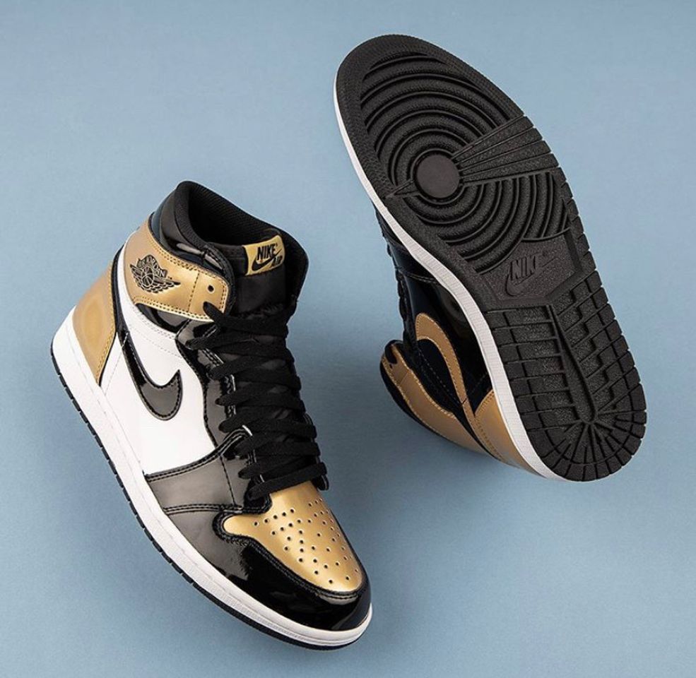Social Air Jordan 1 Retro High OG NRG "Gold Top 3" - 861428 001
