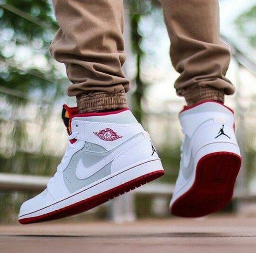 Air Jordan 1