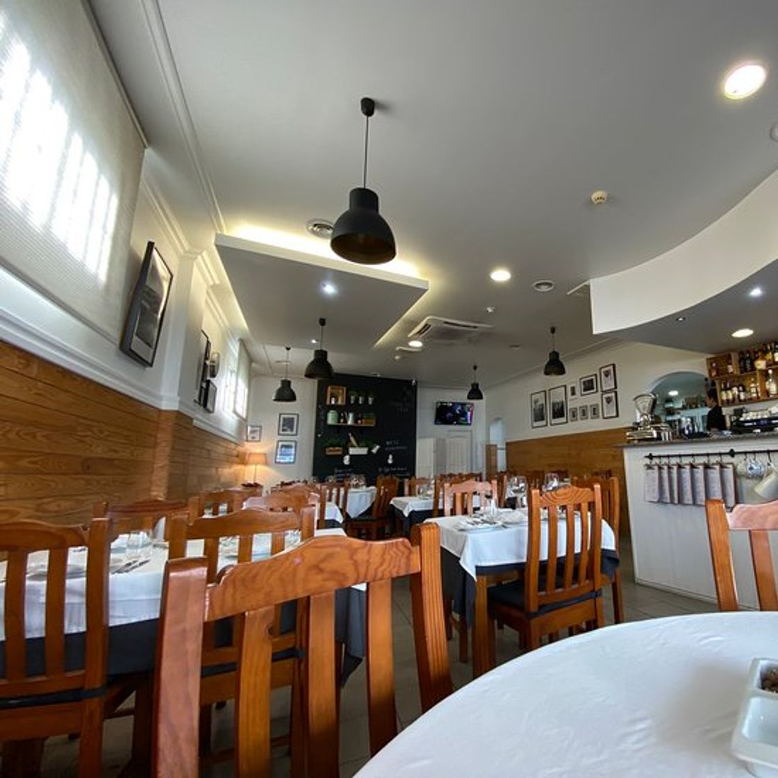 Restaurants Restaurante O pinheiro
