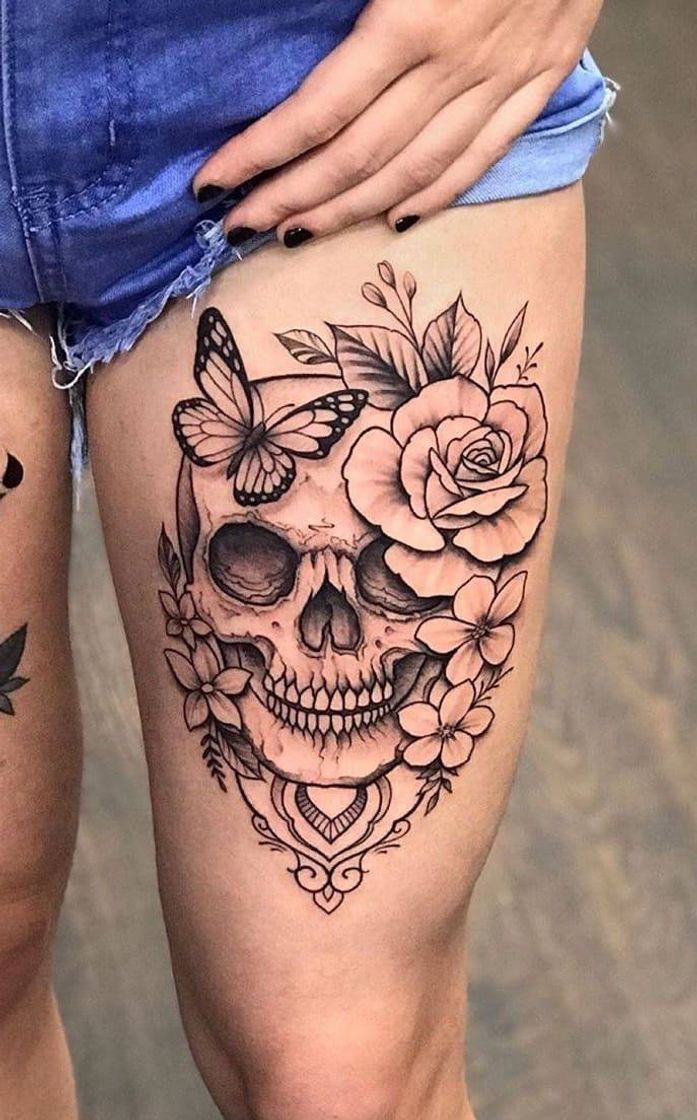 Moda Tatuagem Caveira feminina