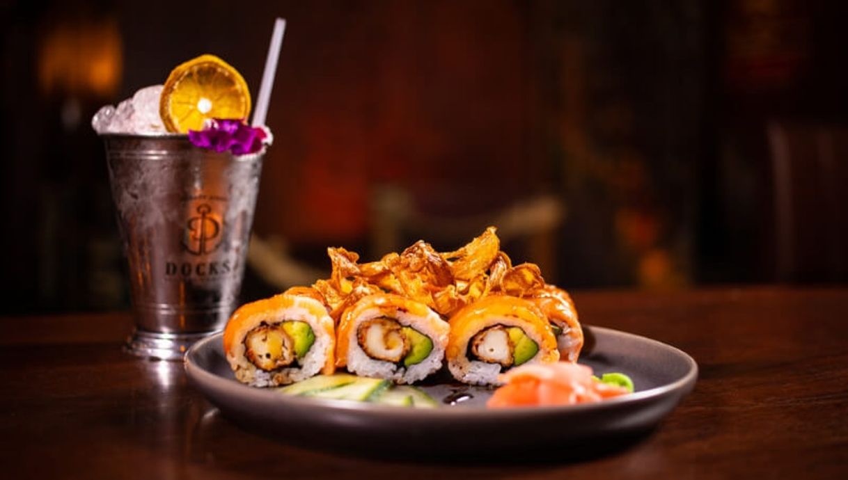 Restaurantes DOCKS Bar - Seafood & Drinks - Sushi Speakeasy Hidden Bar