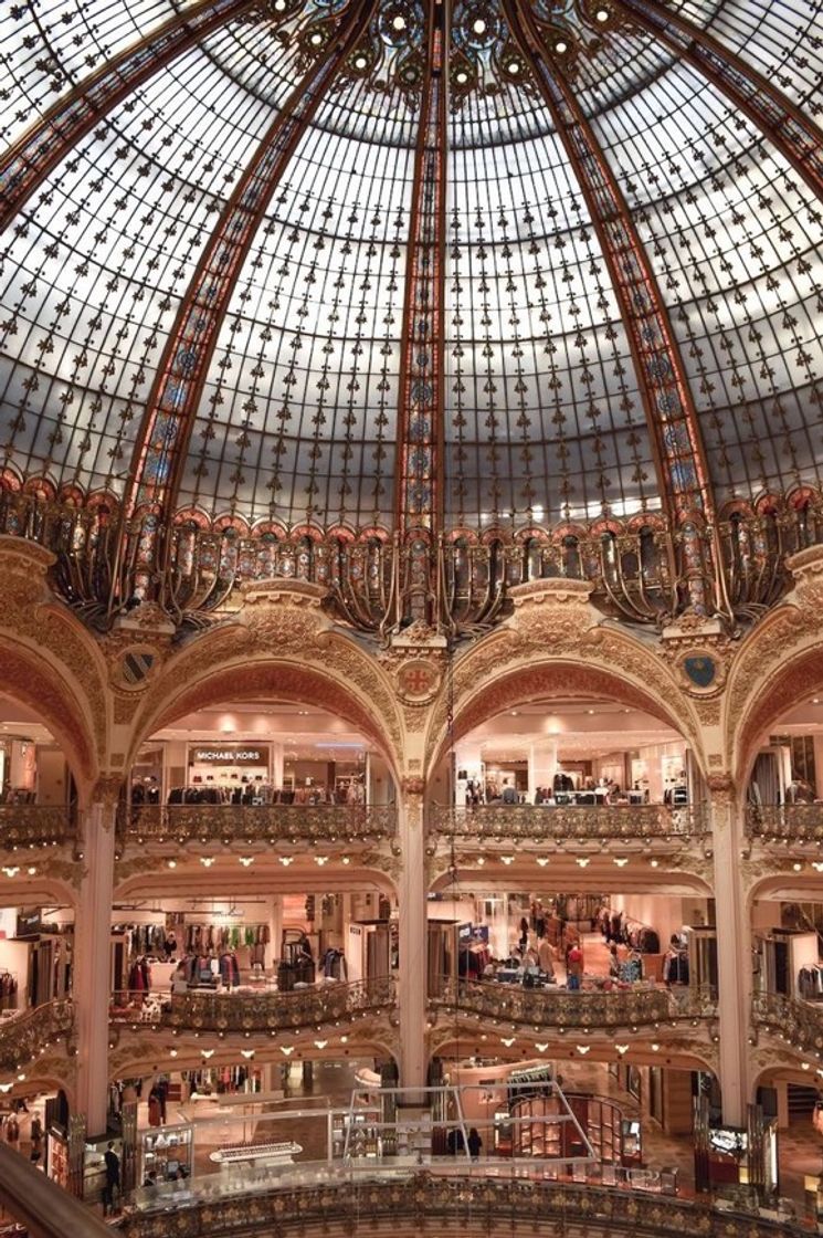 Place Galeries Lafayette Haussmann