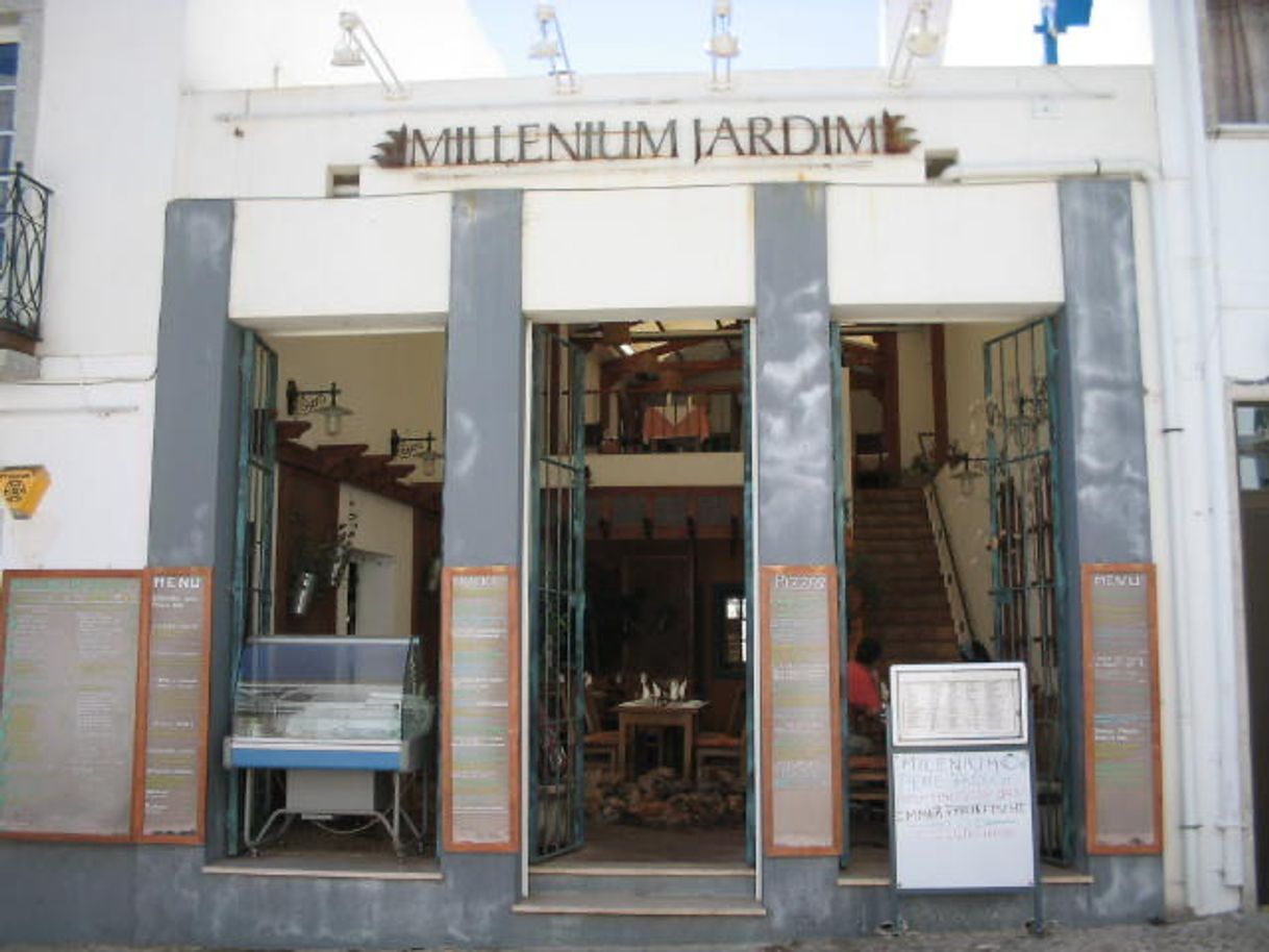 Restaurantes Milenium Jardim