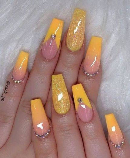 Unhas decoradas