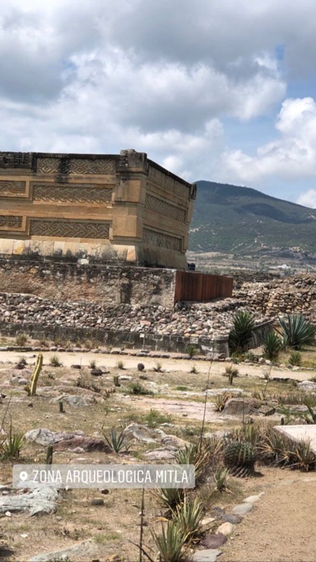 Lugares Zona Arqueológica de Mitla