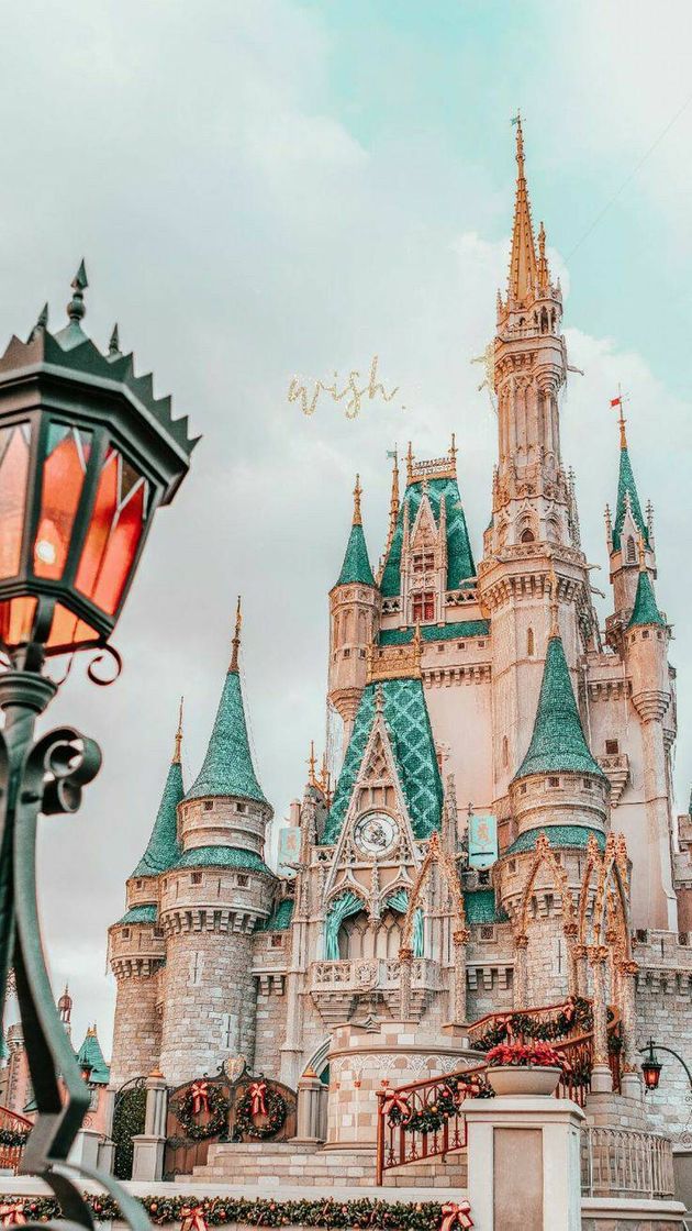 Fashion disney aesthetic ✨