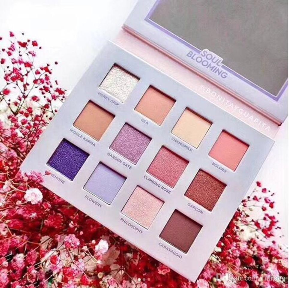 Belleza Paleta de sombra de ojos Nabla Soul Blooming