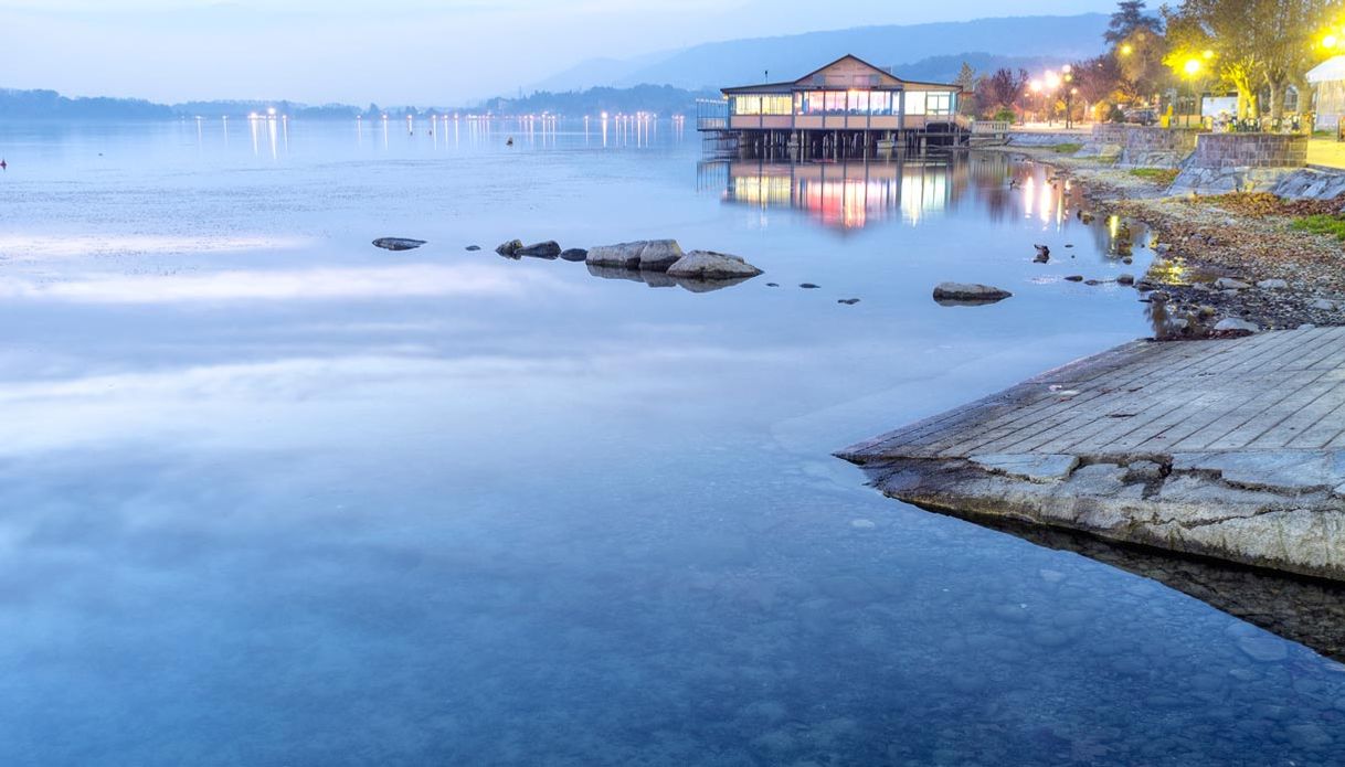 Places Lago di Viverone