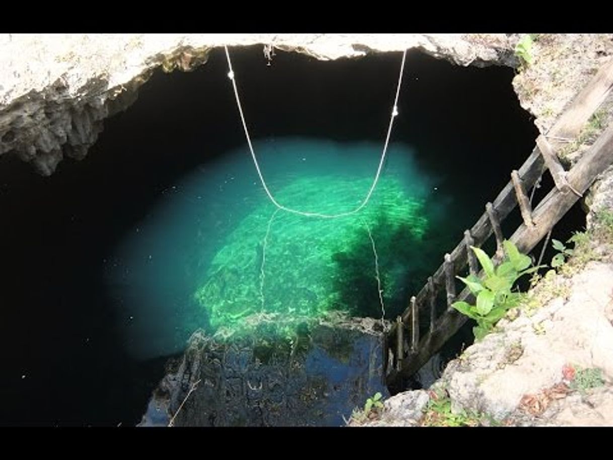 Place Cenote Calavera