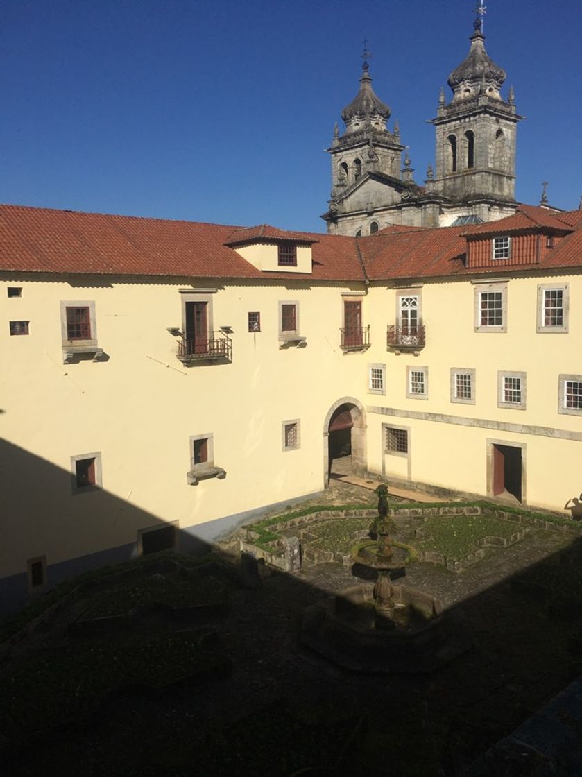 Place Mire de Tibães