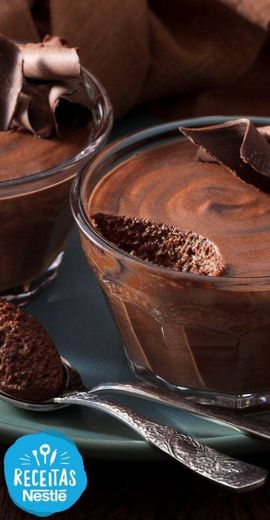Mousse de Chocolate Tradicional | Receitas Nestlé