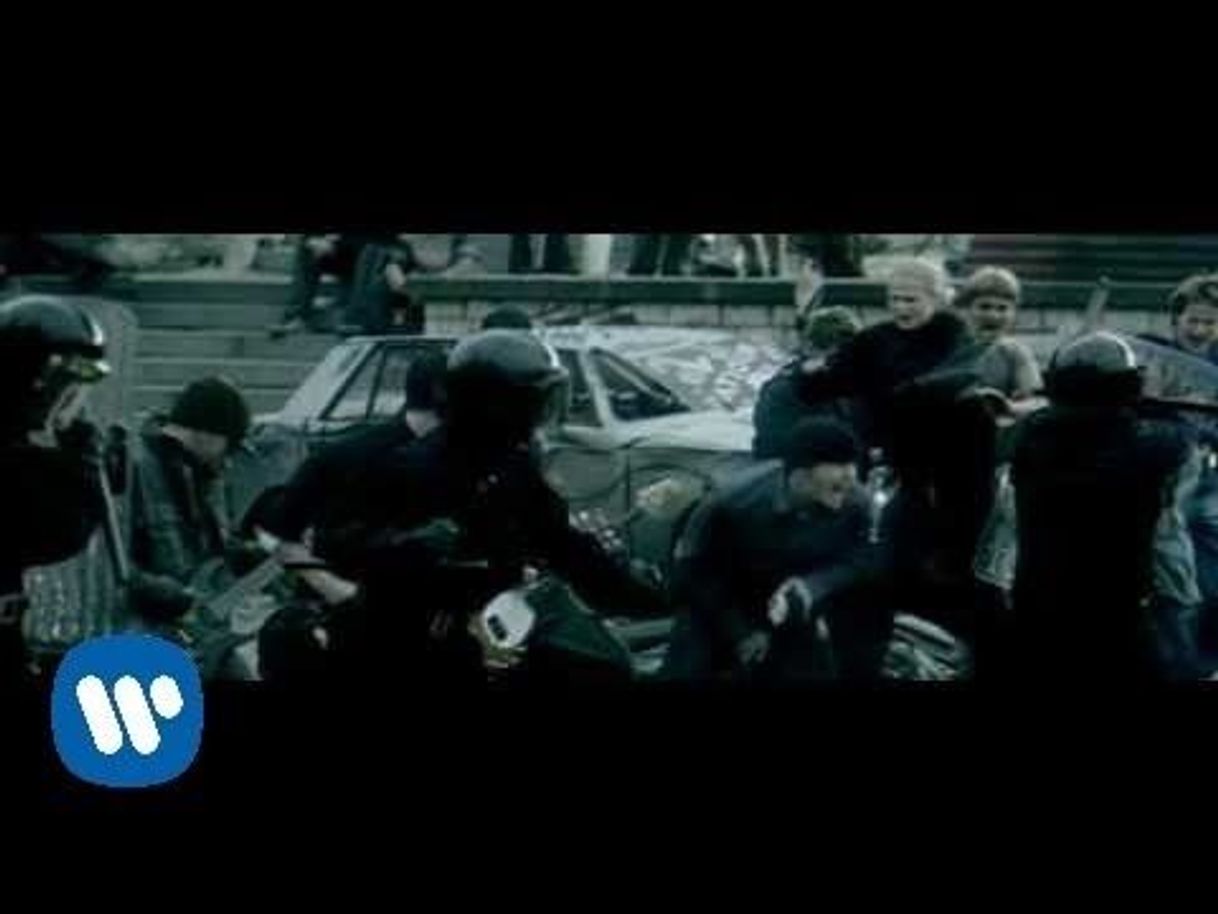 Canción From The Inside  (Oficial Video) Linkin Park - Youtube 