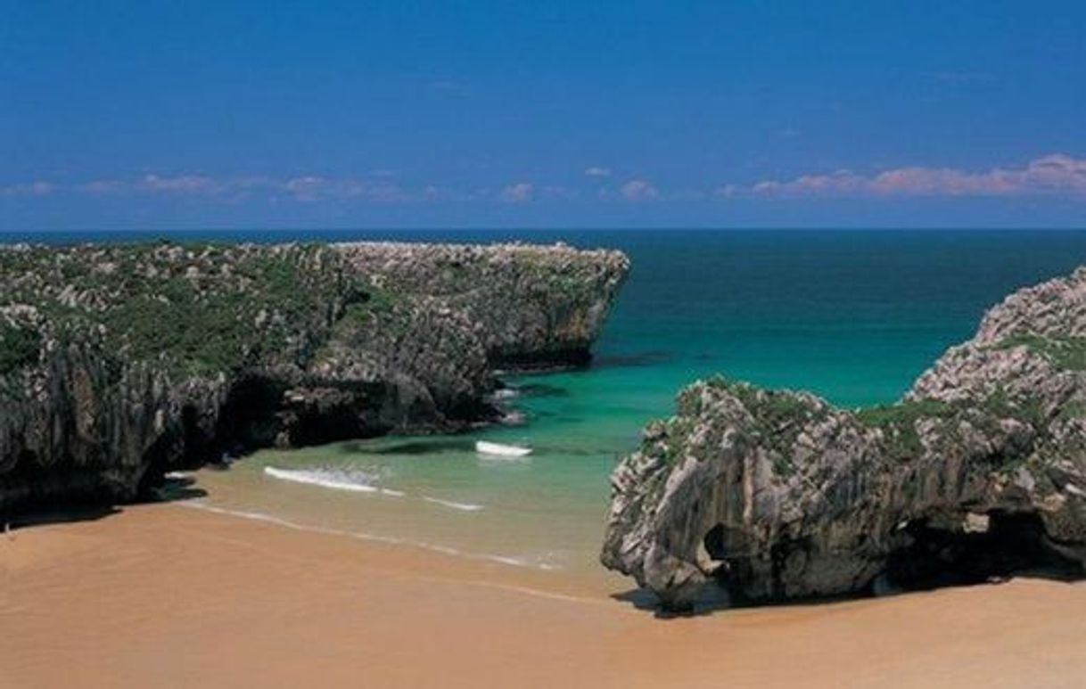 Lugares Playa de Cuevas del Mar