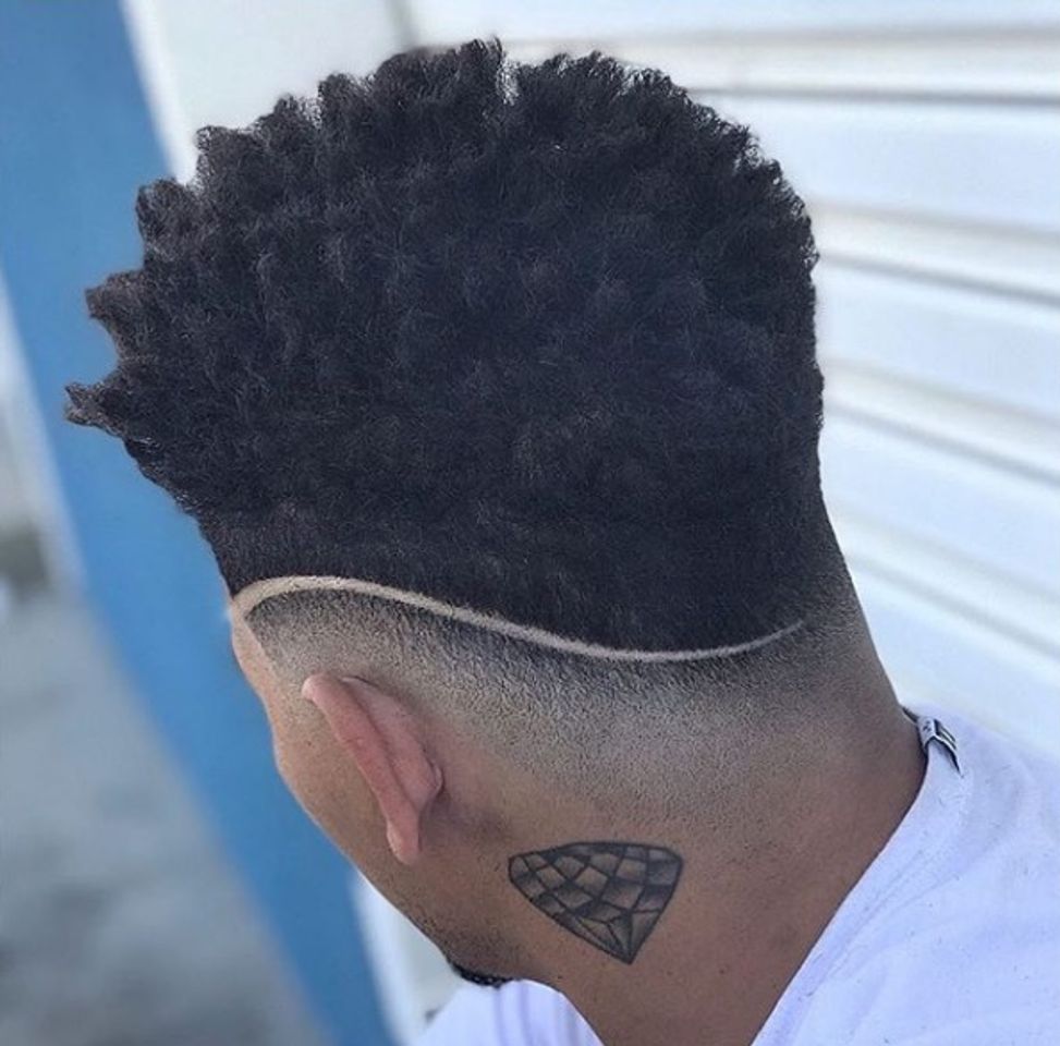 Moda Cortes de Cabelo Afro Masculino Para 2020