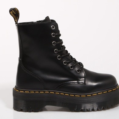 Social Dr. Martens con plataforma